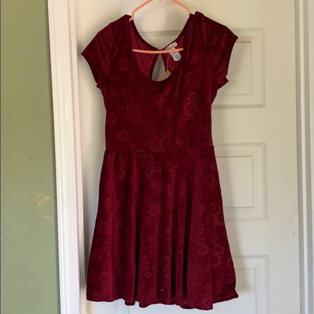 **NEVER WORN** Banana Lemon Velvet Dress